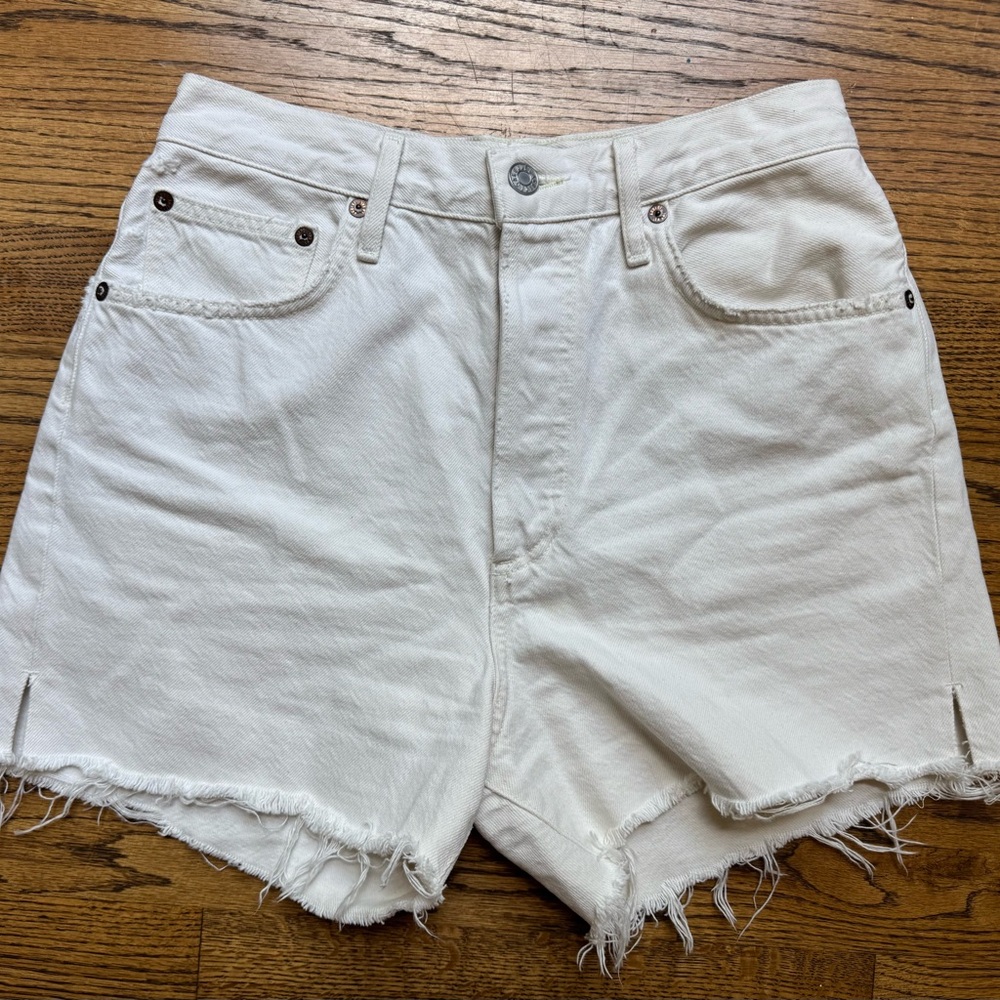 Agolde Dee Frayed Hem Denim Shorts - Size 27 - Off White - EUC